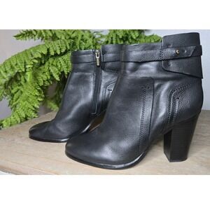 Vince Camuto Black Leather Ankle Boots Block Heel Buckle Women's 10M